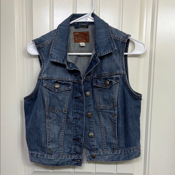 Fossil Jackets & Blazers - Fossil Denim Sleeveless Vest